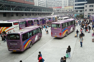 “中秋国庆”双节,郑州交运将投入1500台大巴全力保障运输